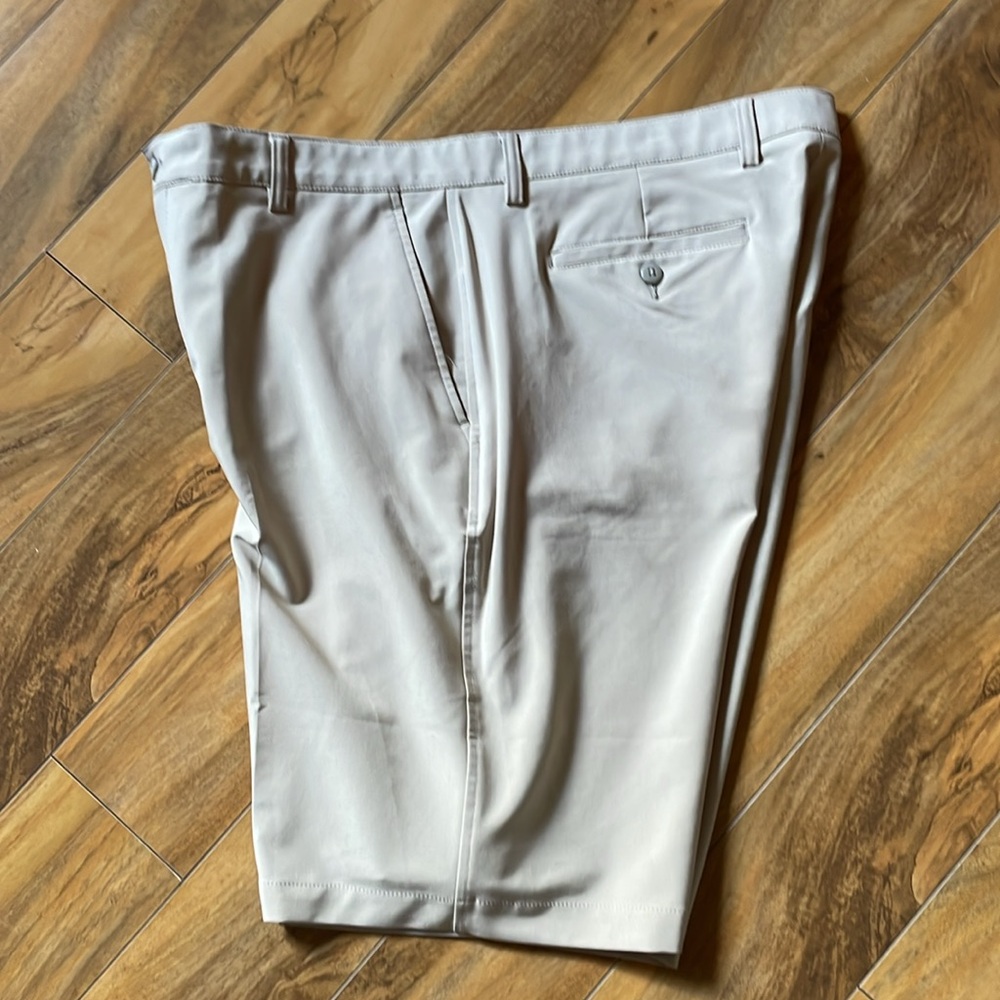 Men’s FootJoy golf shorts 38 waist